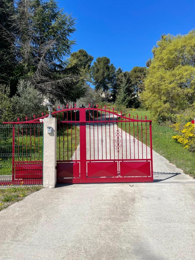 Au Perchoir Daire Caunes-Minervois Dış mekan fotoğraf